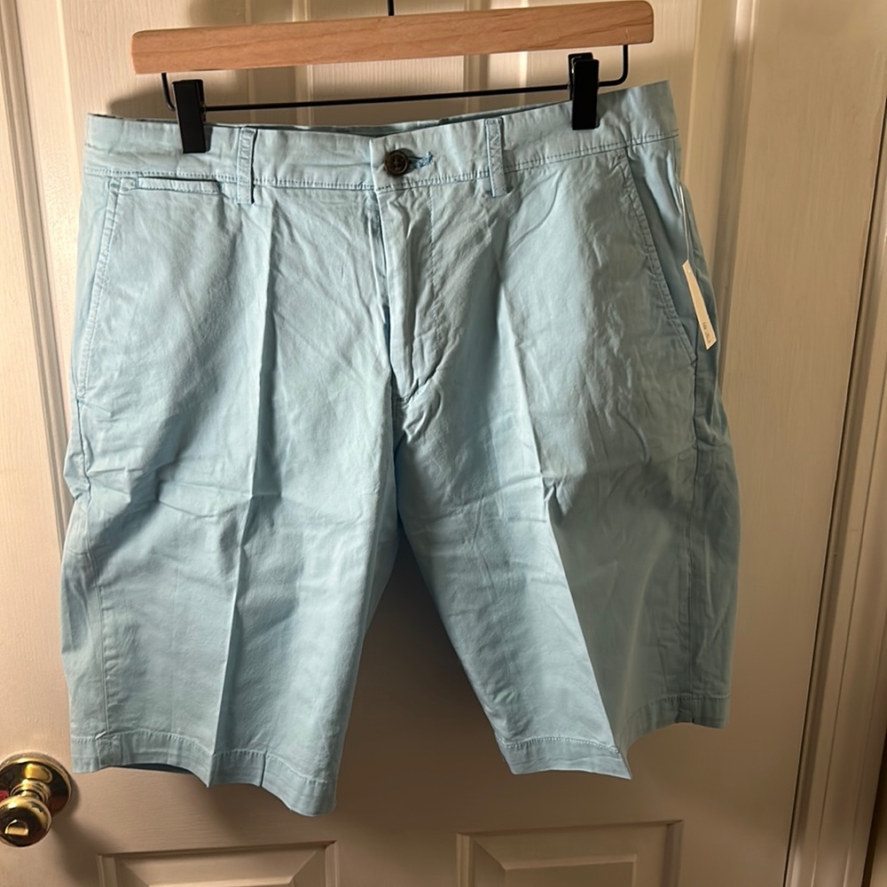 Goodthreads Men's Slim-Fit 11" Flat-Front Comfort Stretch Chino Short Light Blue